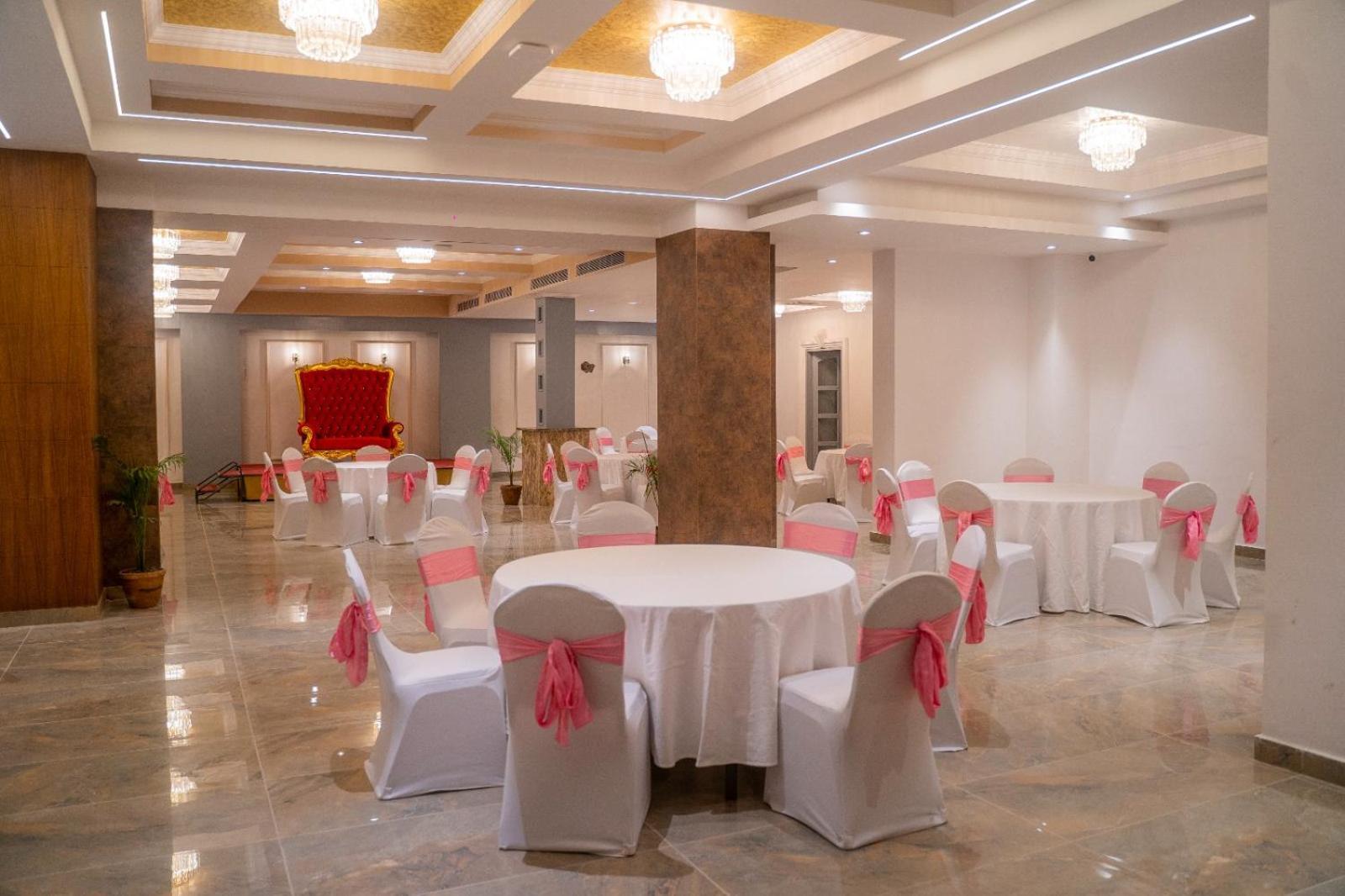 Hotel Sabrina, Катманду Екстериор снимка